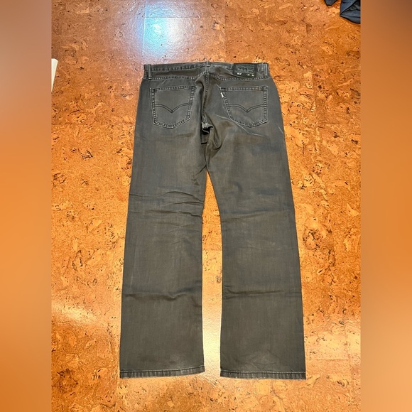 Levi’s 514, 33x30 - Picture 2 of 3